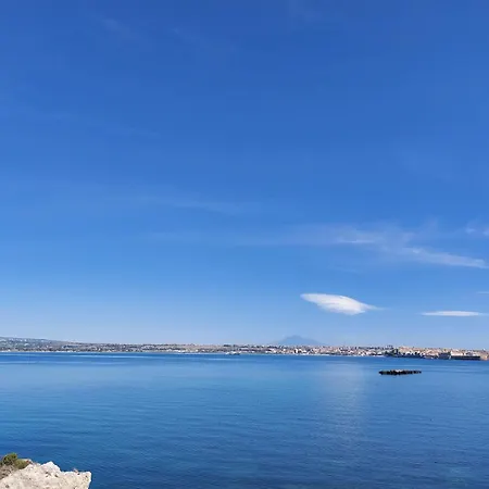 Liberta * シラクーサ